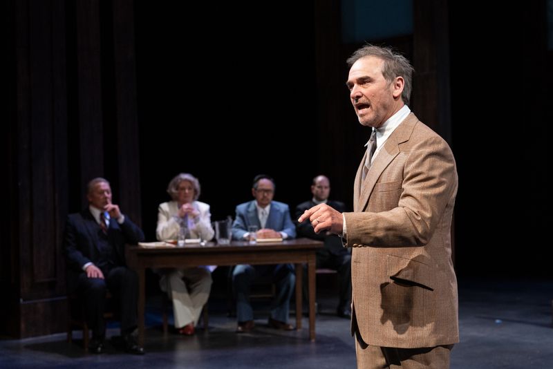 Review: Vertigo Theatre’s THE VERDICT Brings Moral Ambiguity to the Courtroom Image