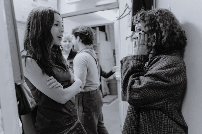 Photos: Olivia Rodrigo Visits HADESTOWN on Broadway — photo 4 of 11