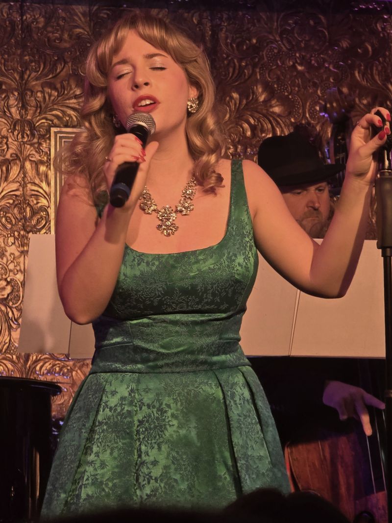 Review: Ella Mae Dixon Swings Through Broadway at 54 Below Image