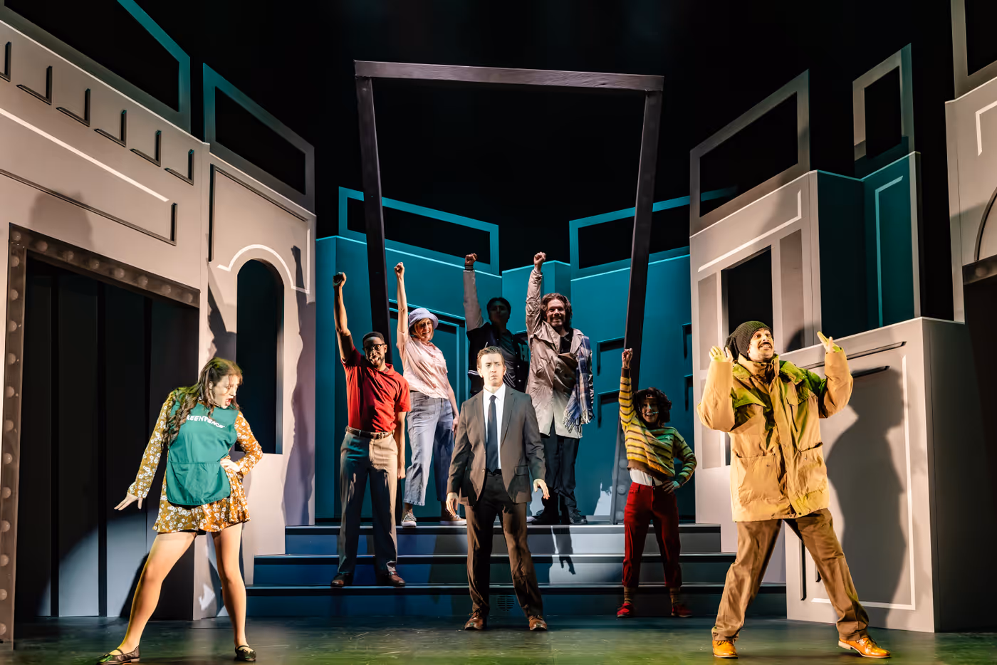 Review: THE GUY WHO DIDN’T LIKE MUSICALS, Apollo Theatre Image