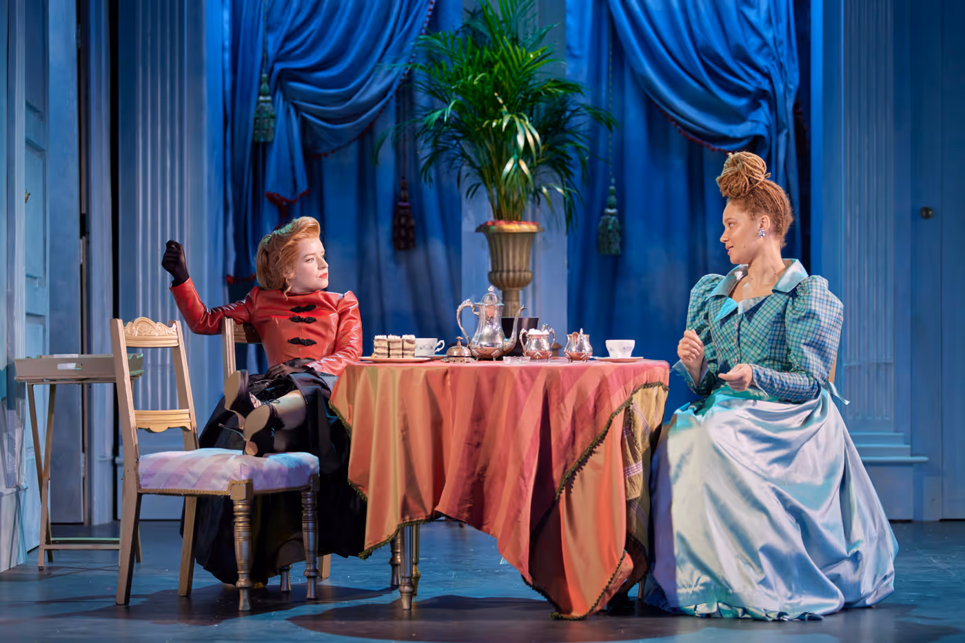 Review: AN IDEAL HUSBAND at Gate Theatre Image