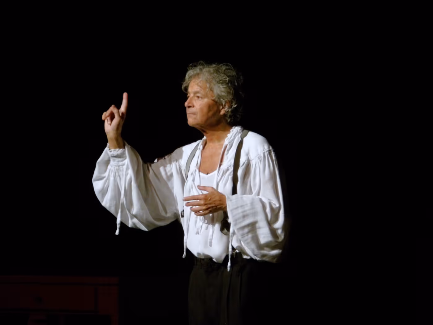 Crítica: ÍCARO at Teatro De La Ciudad Esperanza Iris Image