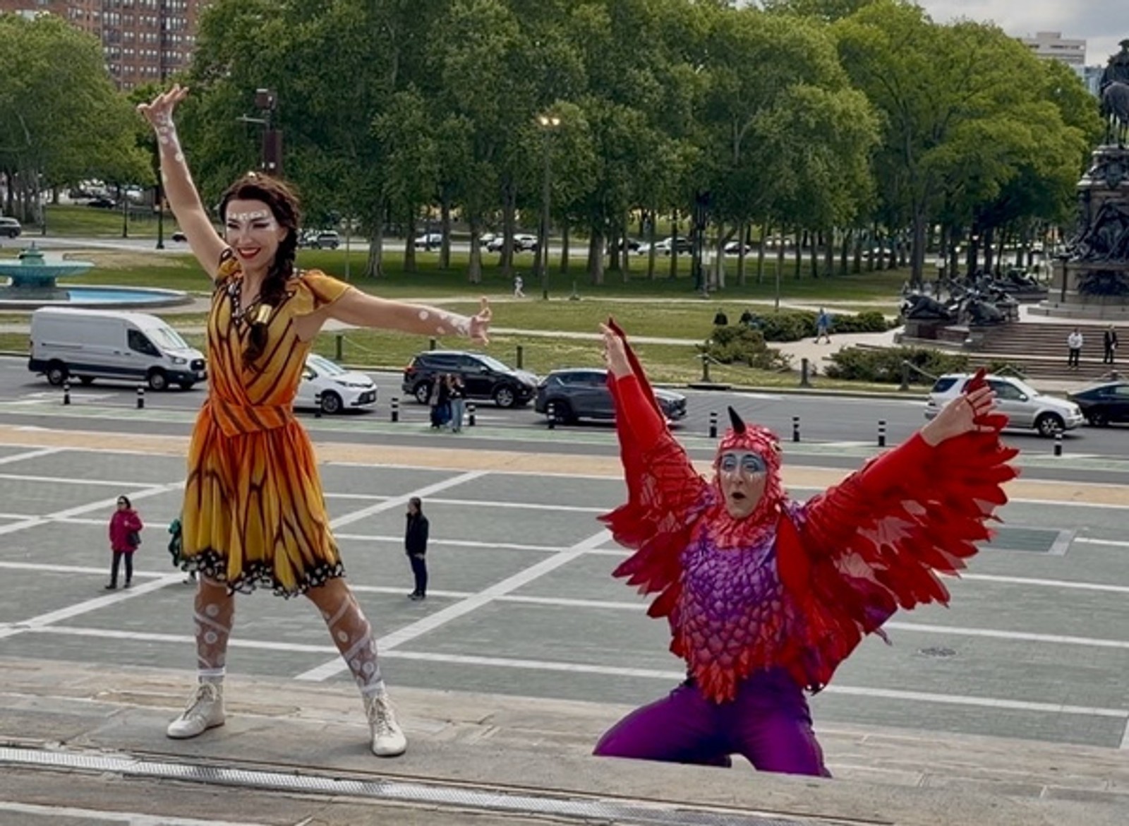 Photos: PHOTOS: Cirque Du Soleil's LUZIA Pops-Up At Philadelphia Art Museum Rocky Steps — photo 7 of 7