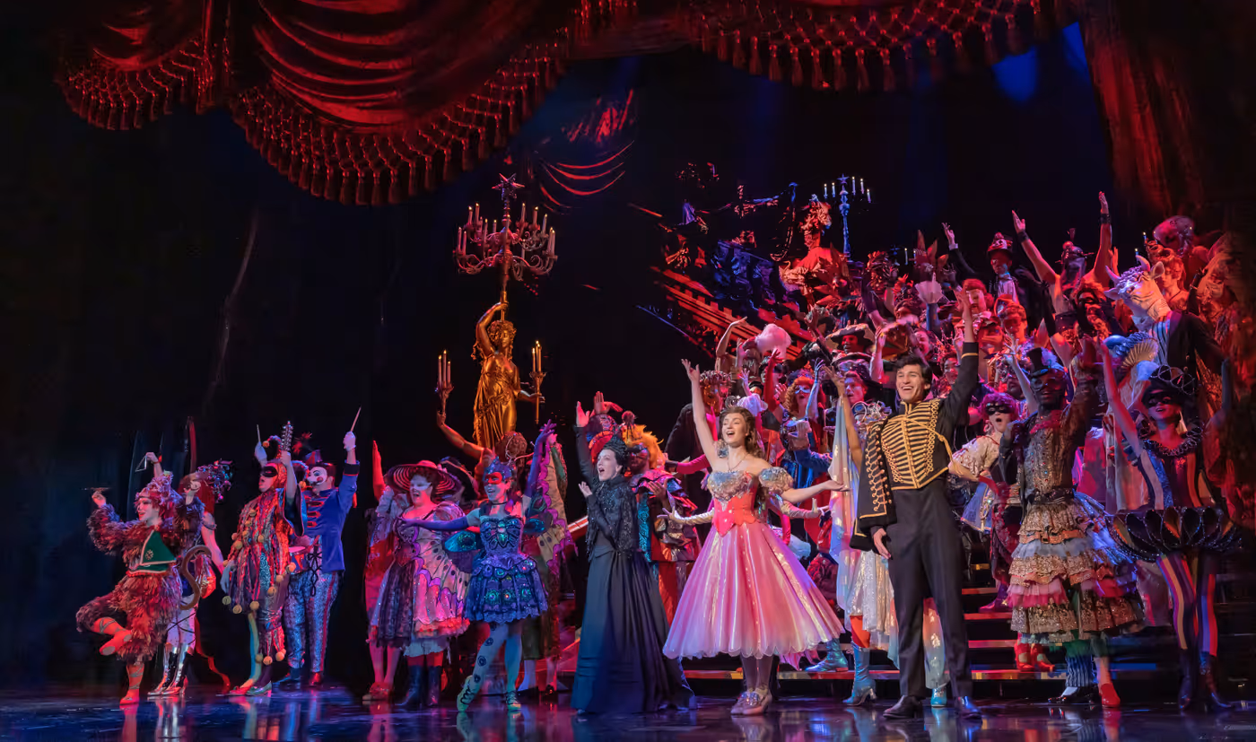 Review: THE PHANTOM OF THE OPERA at Paramount Theatre Image