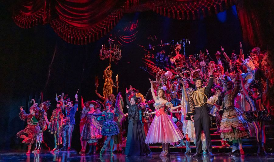 Review: THE PHANTOM OF THE OPERA at Paramount Theatre Image
