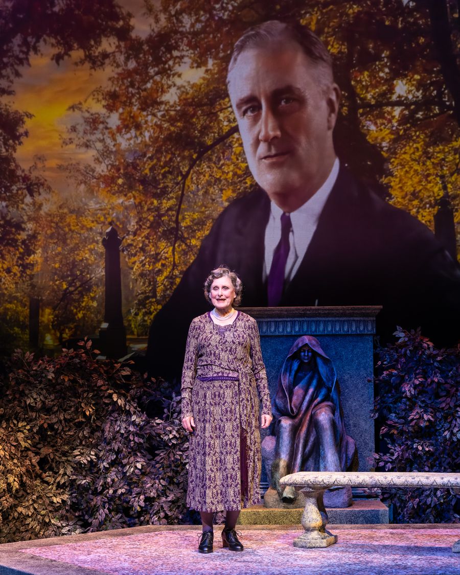 Photos: Kandis Chappell Stars in ELEANOR at Rubicon Theatre Company Image