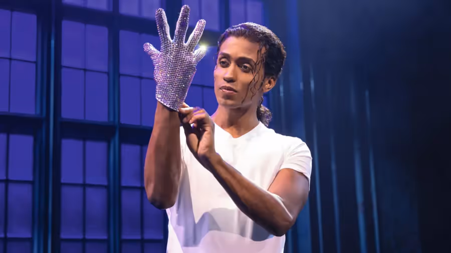 Review: MJ - DAS MUSICAL at Stage Theater An Der Elbe Image