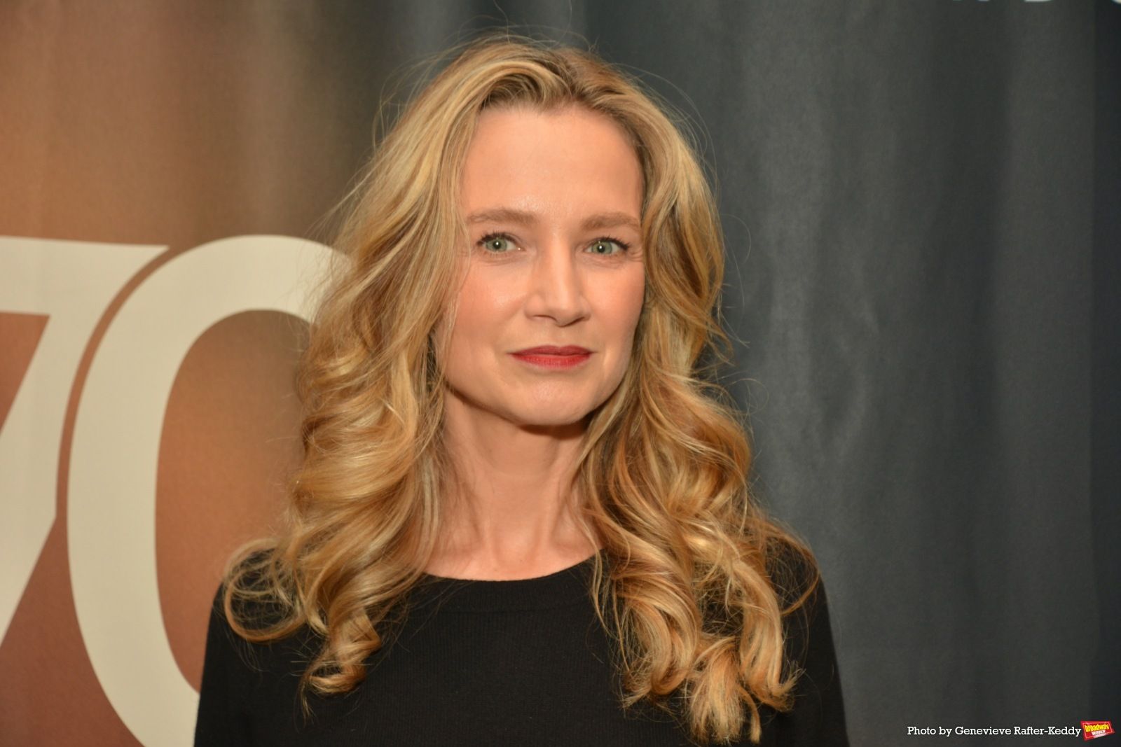 Photos: Stars Walk the Red Carpet at the 70th Annual Drama Desk Awards Image