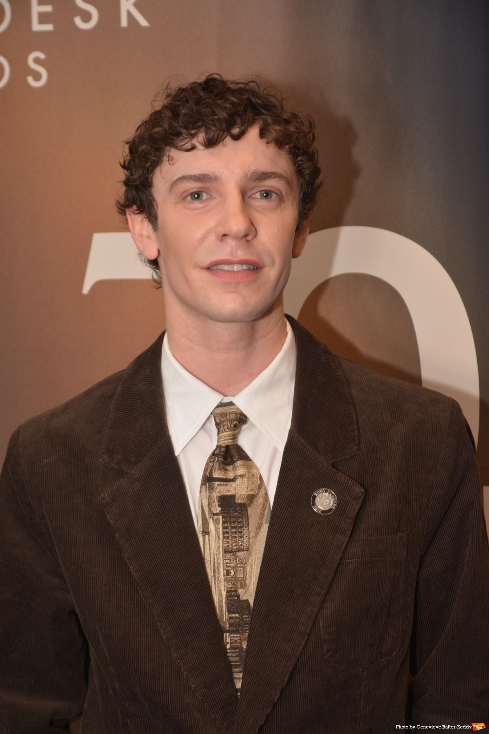 Photos: Stars Walk the Red Carpet at the 70th Annual Drama Desk Awards Image