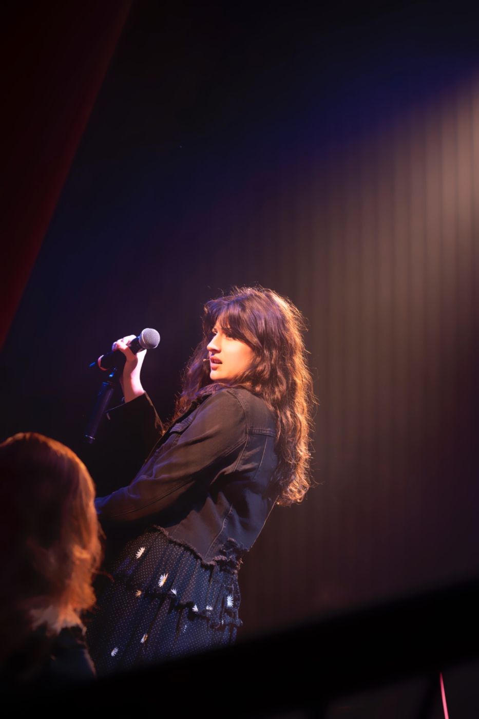 Review: FALLING OUT Turns Chelsea Table + Stage into an Open Mic Confessional Image