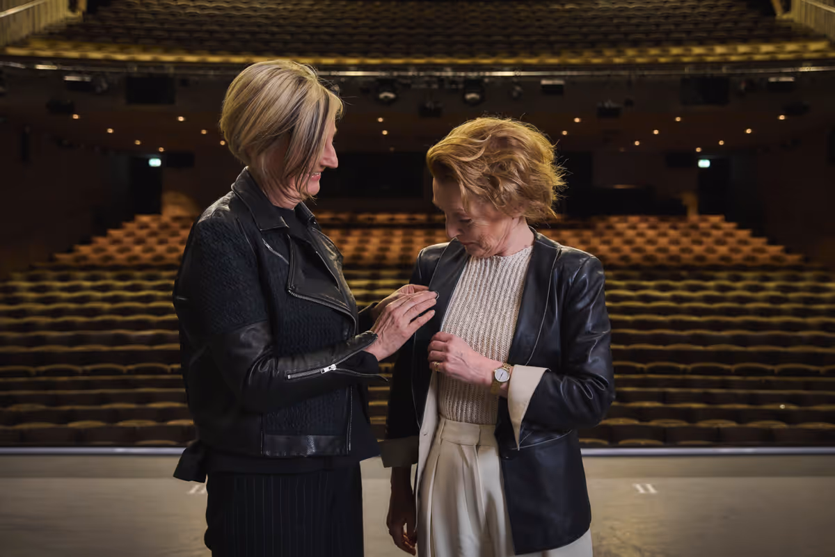 Marianne Elliott, Lesley Manville at Photos: Lesley Manville Receives Tony Nominee Pin from Marianne Elliott