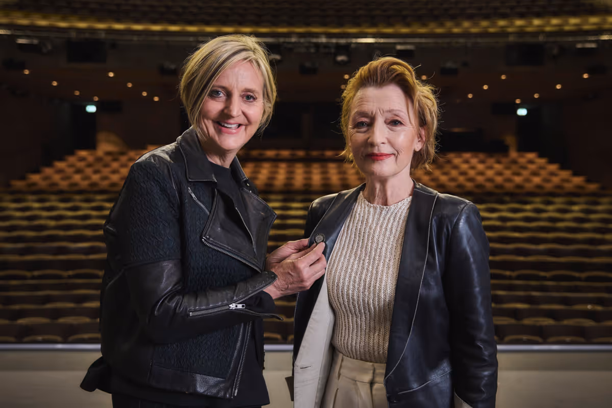 Marianne Elliott, Lesley Manville at Photos: Lesley Manville Receives Tony Nominee Pin from Marianne Elliott