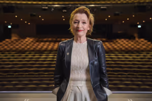 Lesley Manville @ BroadwayWorld Lesley Manville Photo