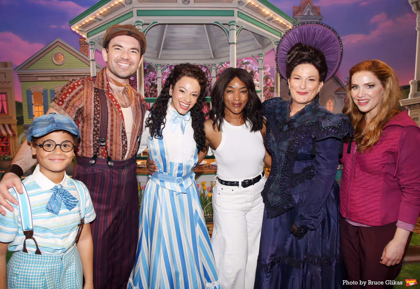 Photos: Angela Bassett Visits the Cast of SCHMIGADOON! on Broadway Image