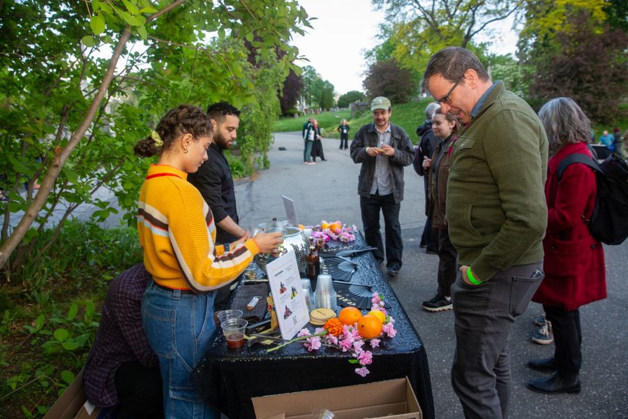 Review: FRIDA, DIEGO AND THE DAY OF THE DEAD Brings Green-Wood Cemetery to Life Image