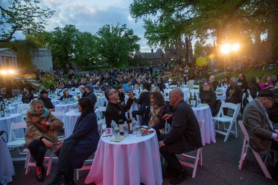 Review: FRIDA, DIEGO AND THE DAY OF THE DEAD Brings Green-Wood Cemetery to Life Image