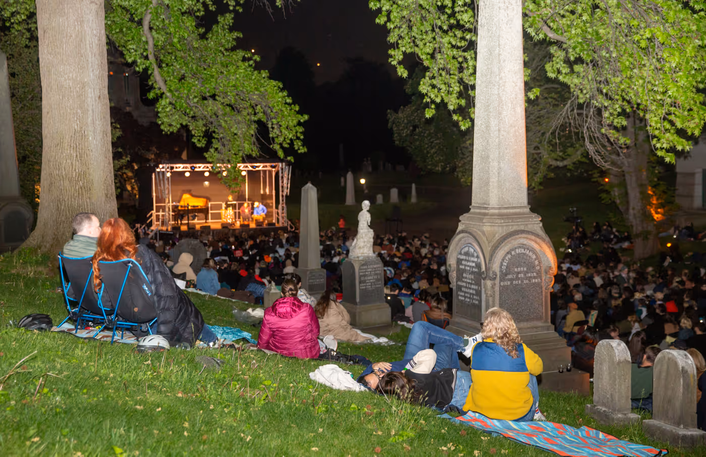 Review: FRIDA, DIEGO AND THE DAY OF THE DEAD Brings Green-Wood Cemetery to Life Image