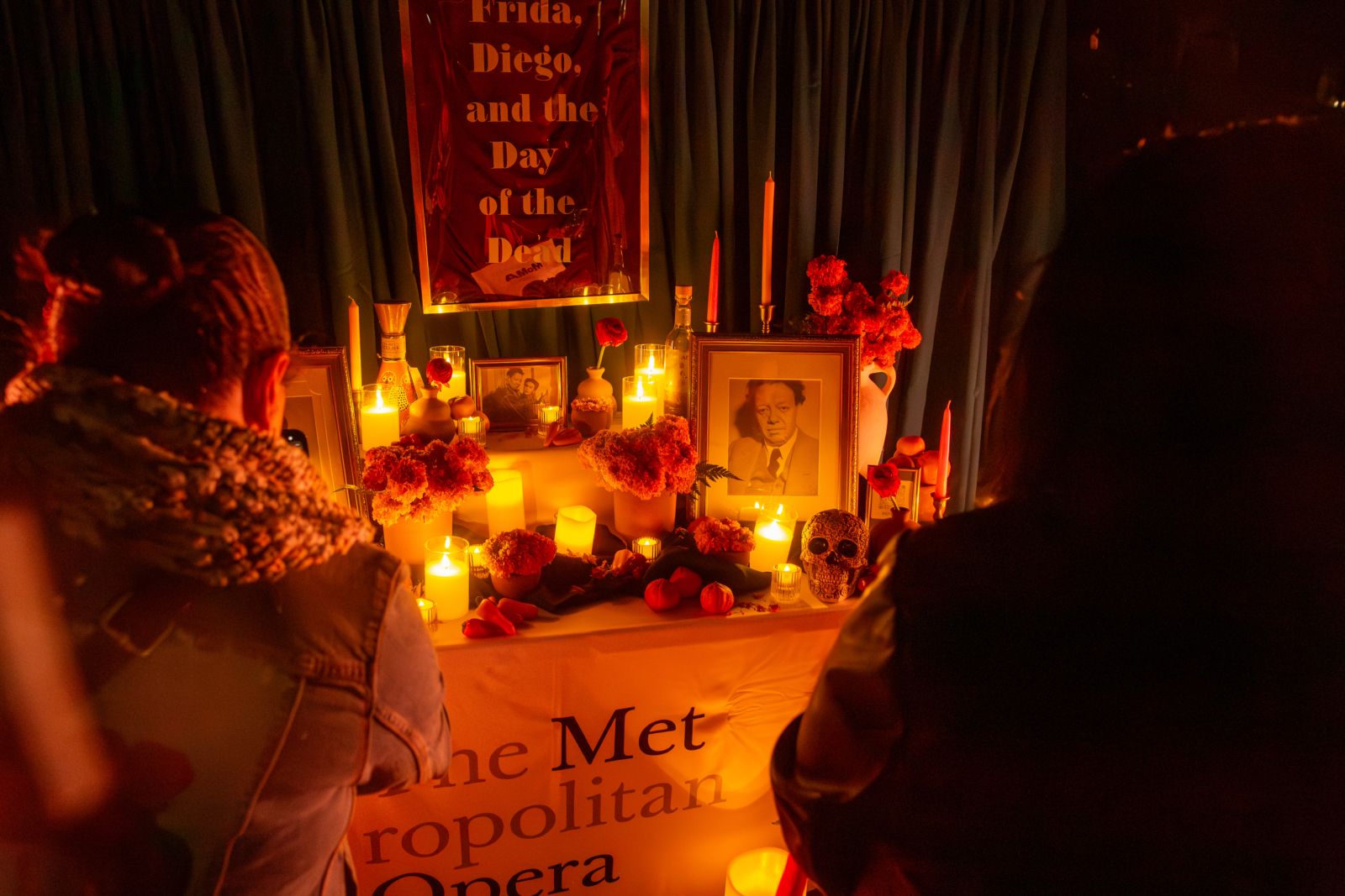 Review: FRIDA, DIEGO AND THE DAY OF THE DEAD Brings Green-Wood Cemetery to Life Image