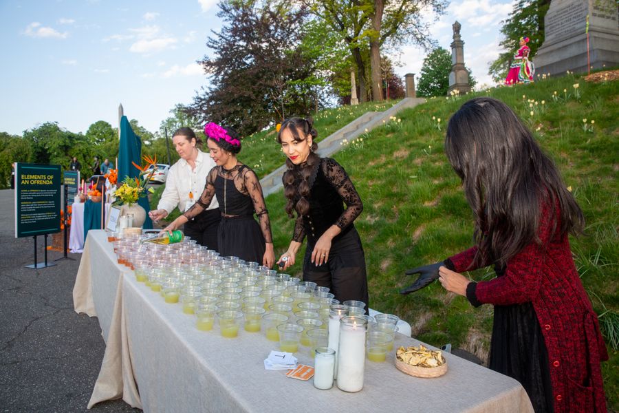 Review: FRIDA, DIEGO AND THE DAY OF THE DEAD Brings Green-Wood Cemetery to Life Image