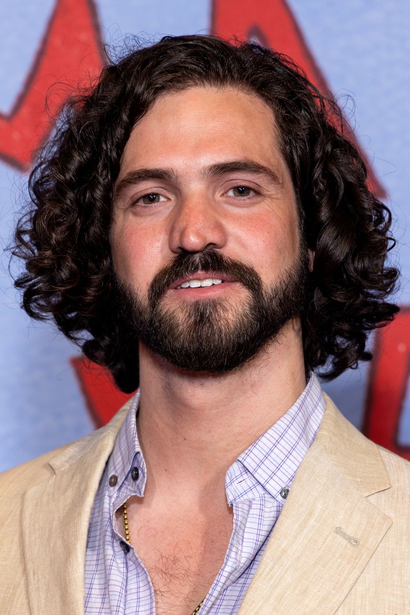 Photos: On the Red Carpet for Lincoln Center Theater's Gala Presentation of MAN OF LA MANCHA — photo 41 of 60