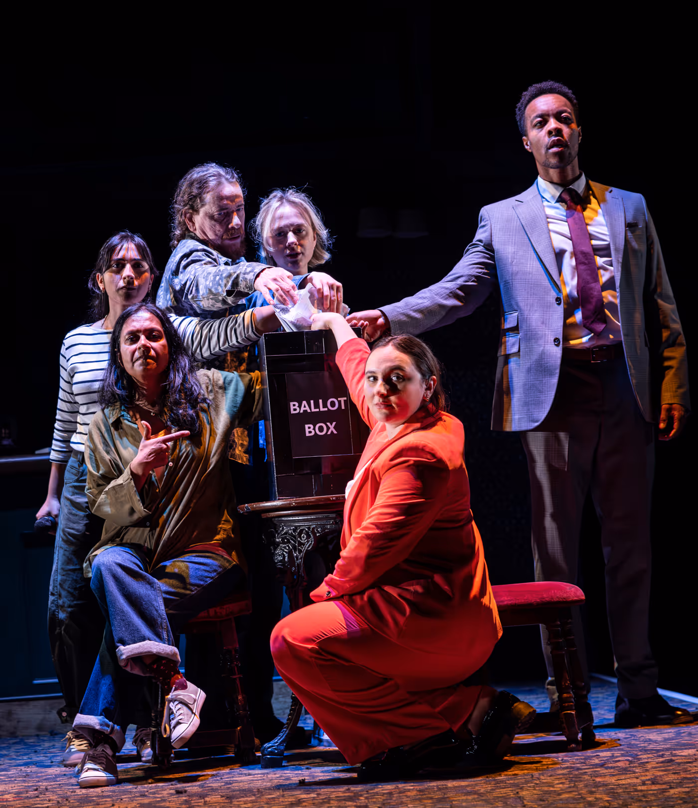 Photos: OUR PUBLIC HOUSE at Leeds Playhouse Ahead of UK Tour Image