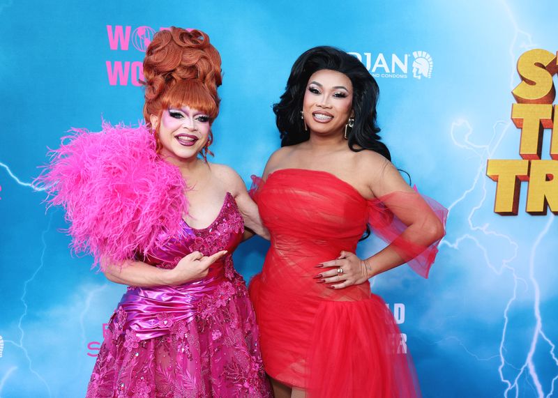 Photos: RuPaul & DRAG RACE Stars Attend STOP! THAT! TRAIN! World Premiere — photo 15 of 35