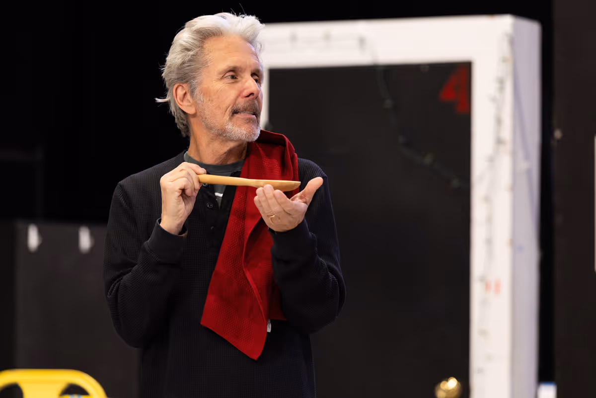 Gary Cole at Photos: Gary Cole and More in CATCH AS CATCH CAN In Rehearsal at Steppenwolf Theatre
