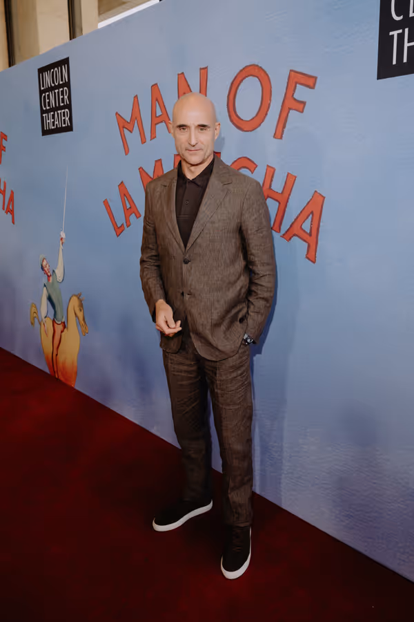 Mark Strong Photo