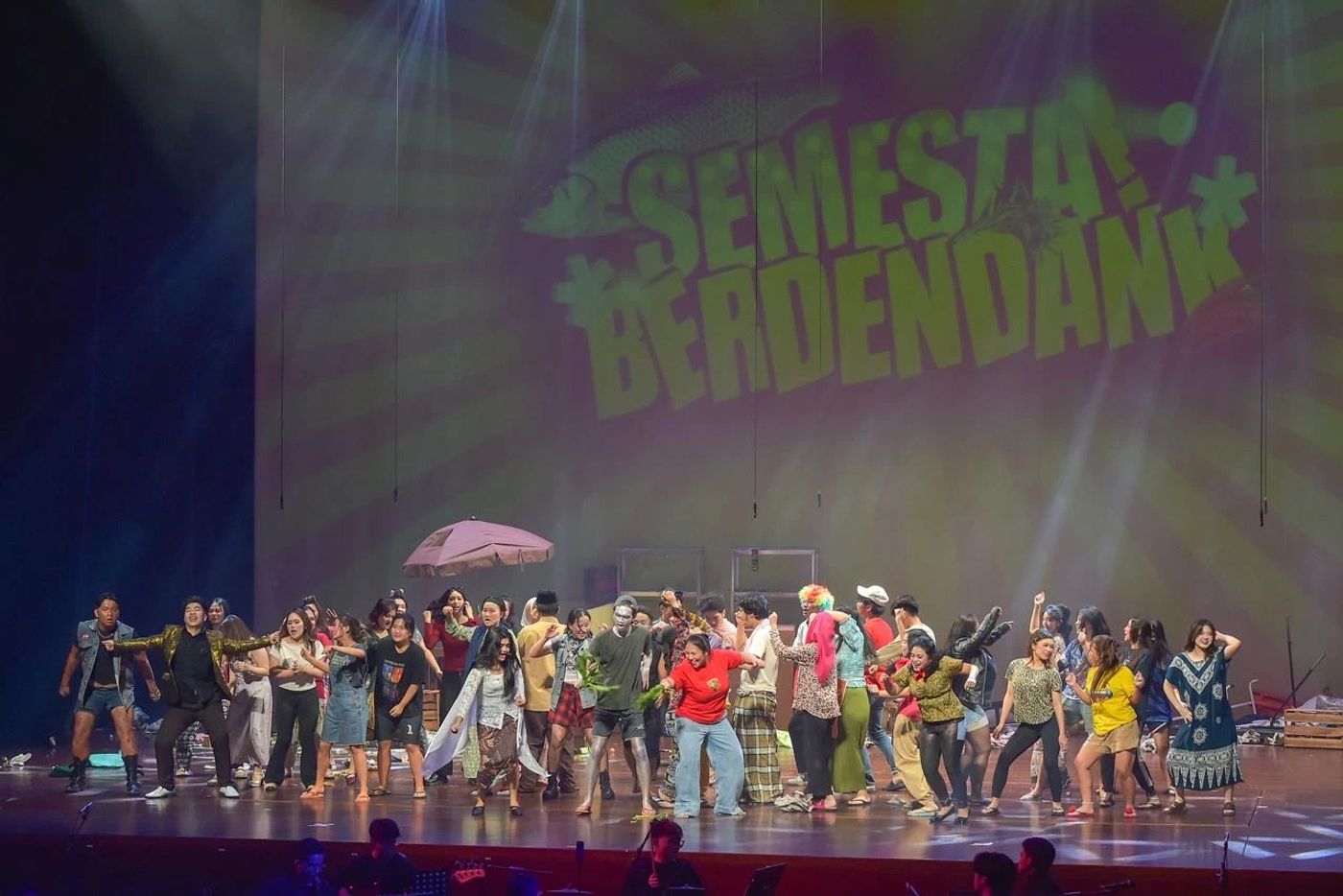 Review: SEMESTA BERDENDANG Brings Music, Energy, and Humor Image