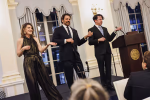 Honoree Victoria Clark, NYGASP Executive Director, David Wannen and NYGASP Artistic Director, James Mills @ BroadwayWorld Honoree Victoria Clark, NYGASP Executive Director, David Wannen and NYGASP Artistic D Photo