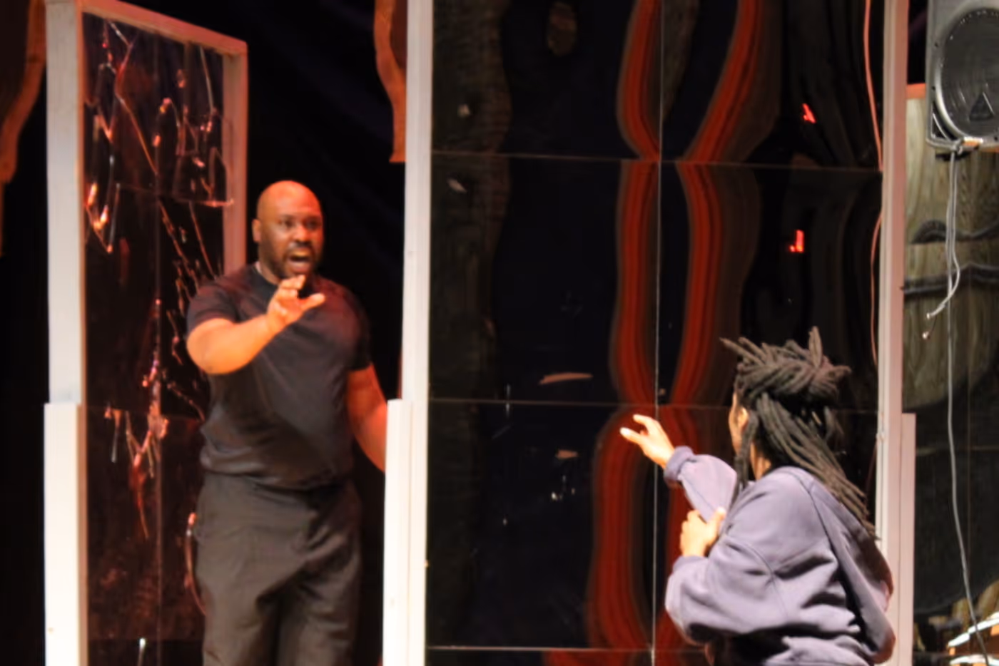 Exclusive Photos: HAMLET Presented By The Acting Company at Sheen Center Image