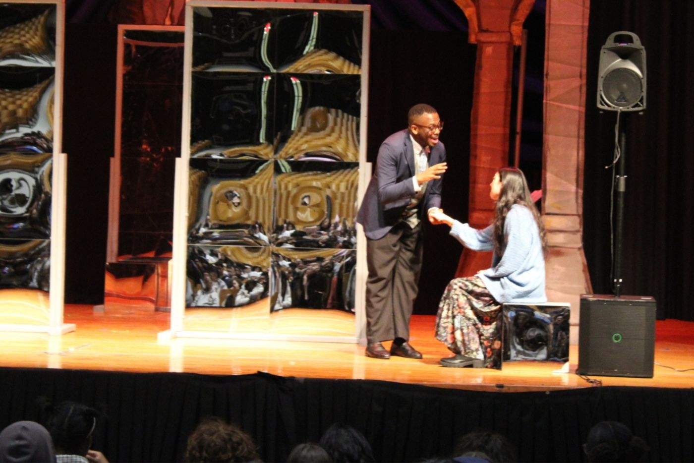 Exclusive Photos: HAMLET Presented By The Acting Company at Sheen Center Image