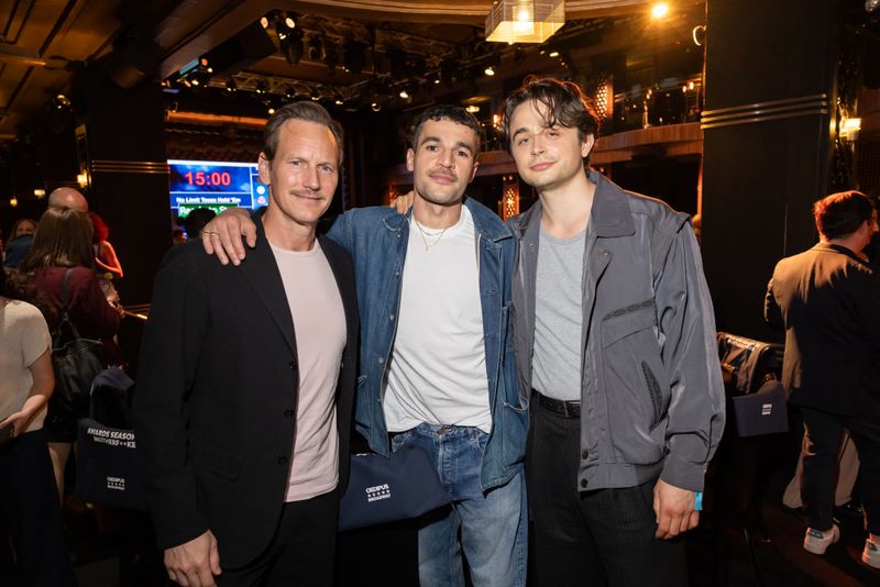 Photos/Video: Broadway Bets Raises 9,528 For Broadway Cares/Equity Fights AIDS — photo 4 of 14
