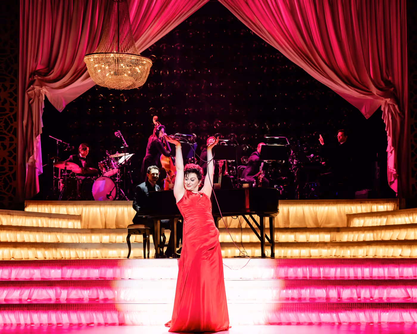 Photos: Jinkx Monsoon Stars as Judy Garland in END OF THE RAINBOW Image