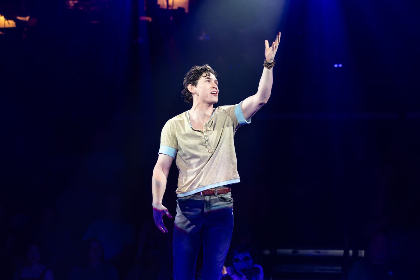 Photos: Get a First Look at PIPPIN at Signature Theatre Image