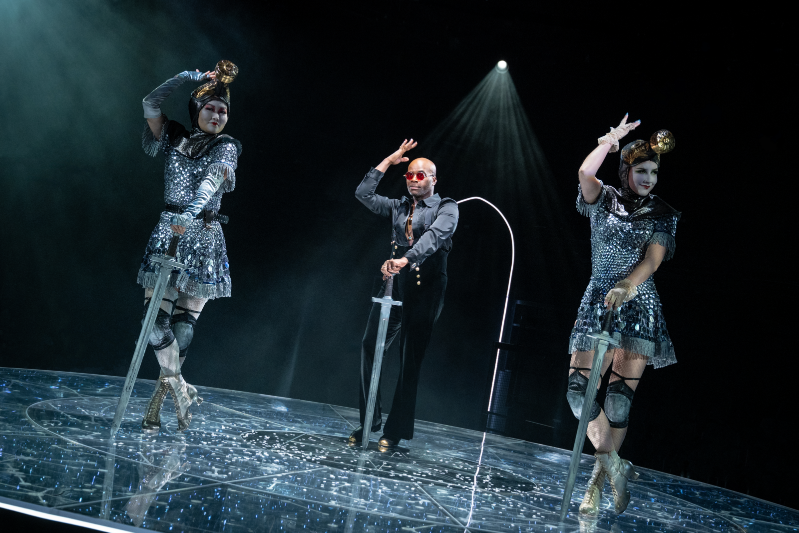 Photos: Get a First Look at PIPPIN at Signature Theatre — photo 4 of 19