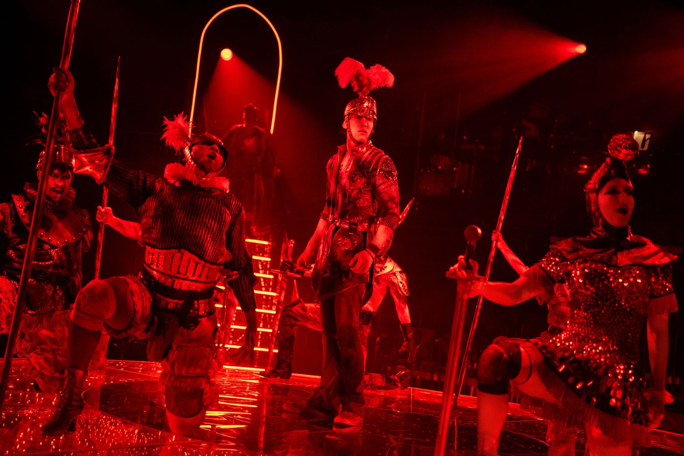 Photos: Get a First Look at PIPPIN at Signature Theatre Image