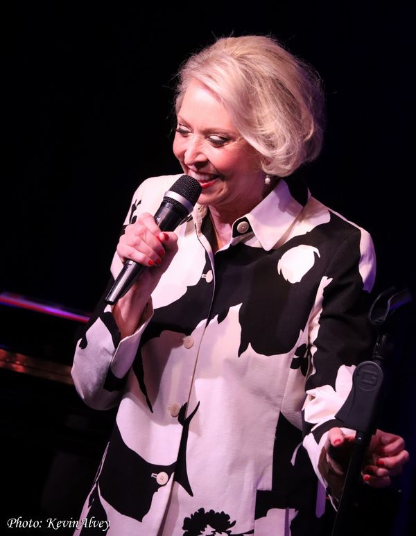 Julie Halston Photo