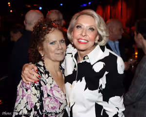 Amy Stiller, Julie Halston Photo