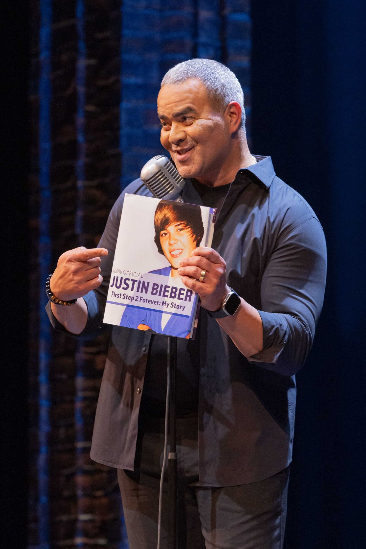 Photos: CELEBRITY AUTOBIOGRAPHY Opens With Rita Wilson, Bobby Moynihan, Kenan Thompson and More Image
