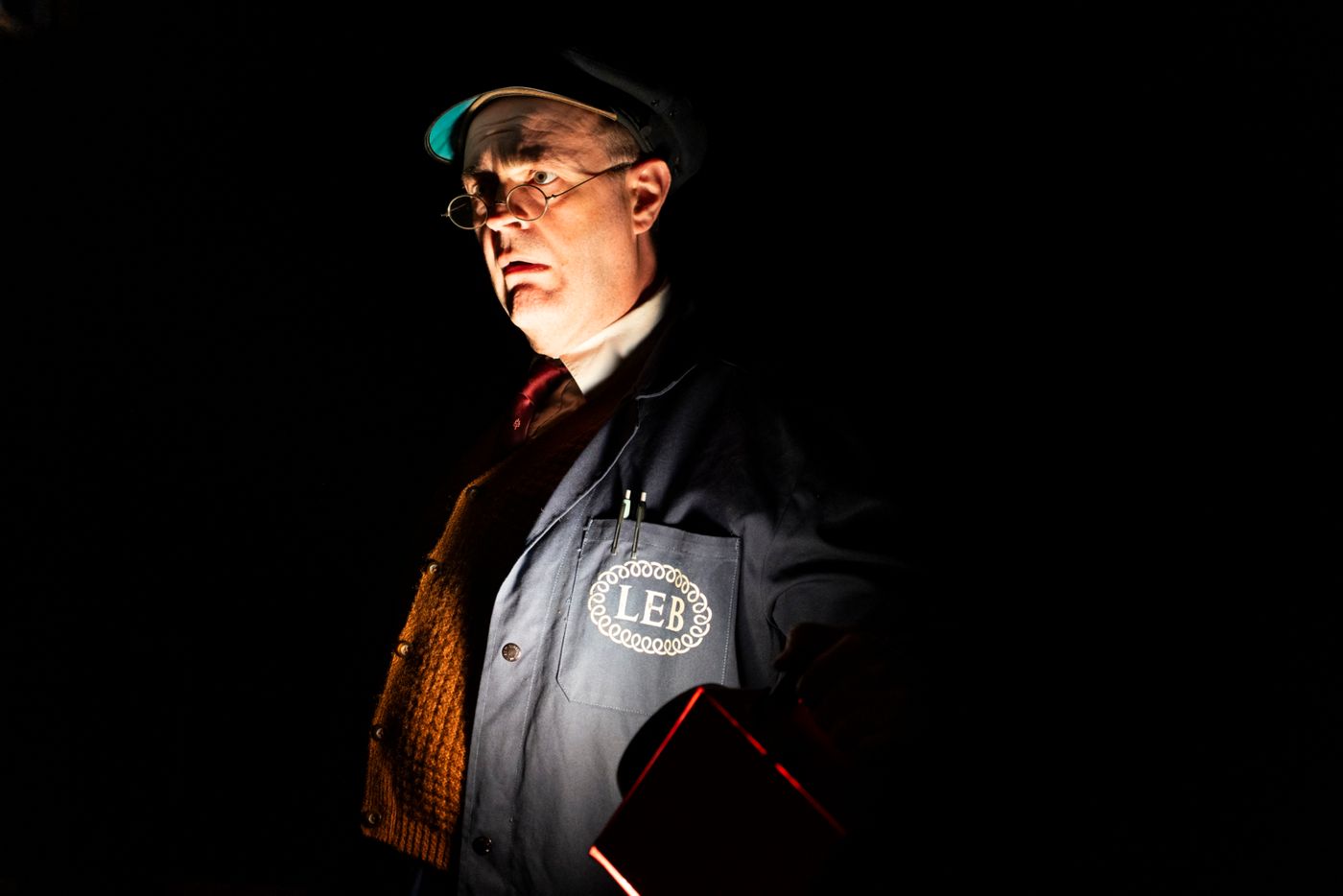 Photos: BLACK COMEDY at Orange Tree Theatre Image