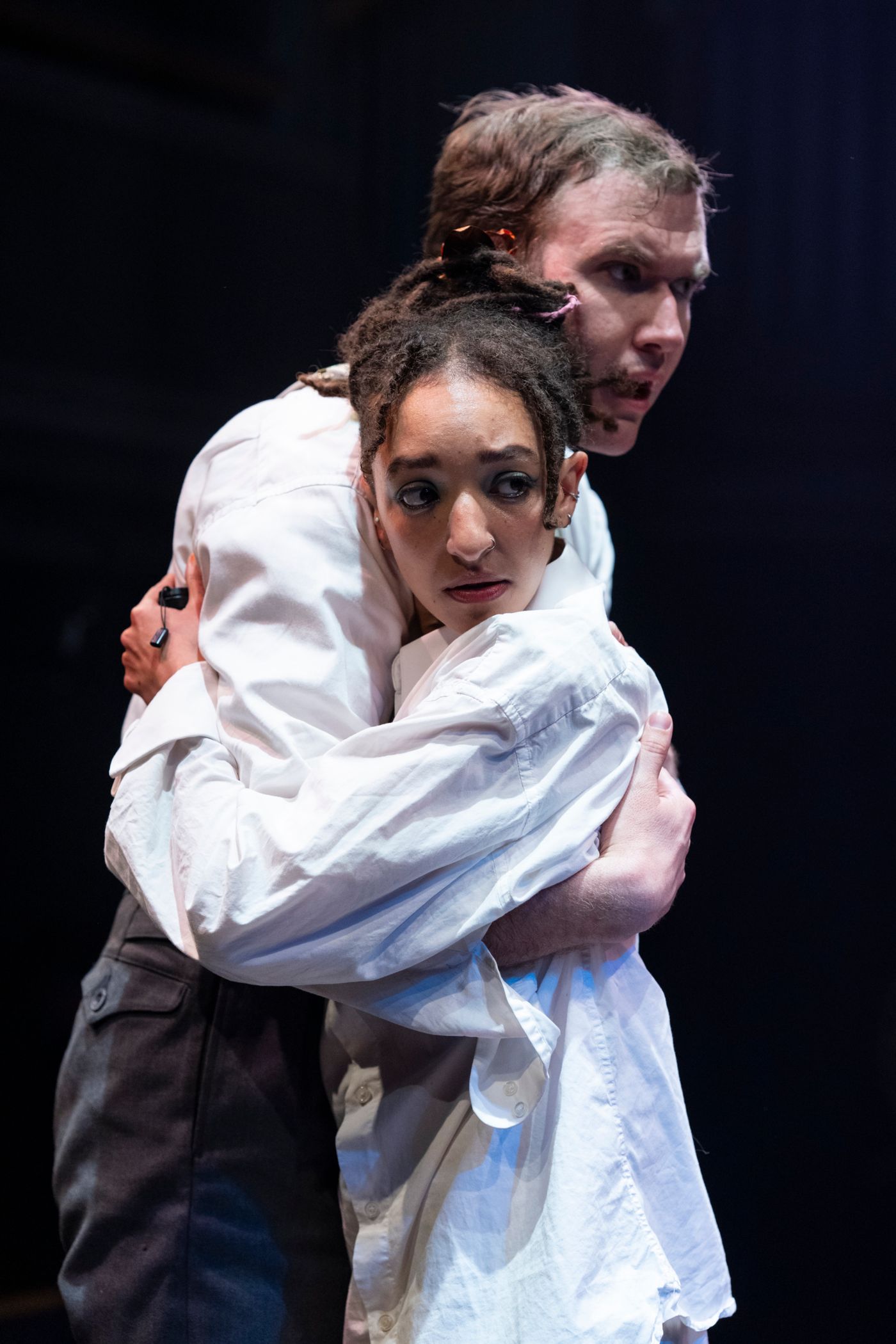 Photos: BLACK COMEDY at Orange Tree Theatre Image