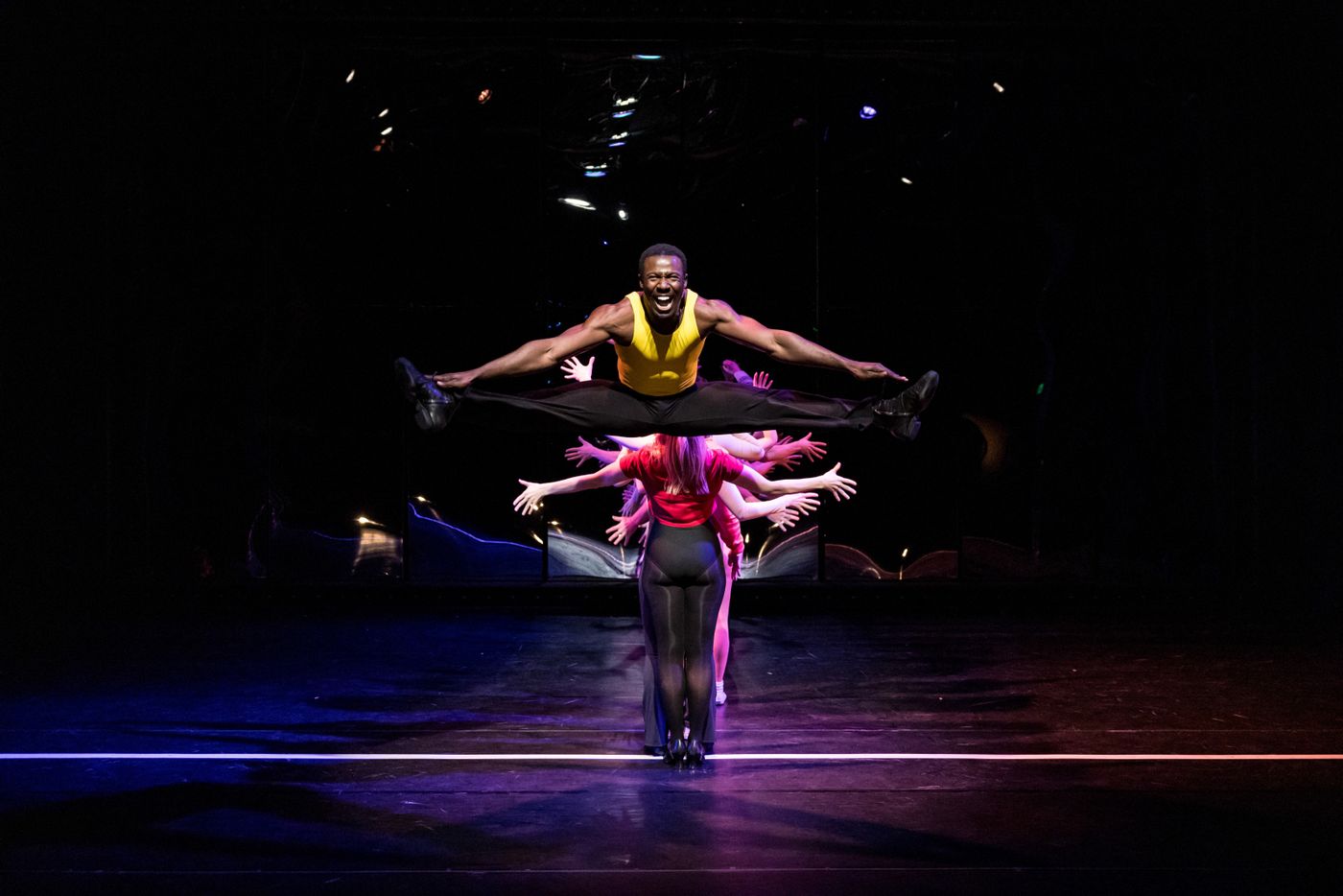 Review: A CHORUS LINE at Park Square Theatre Image
