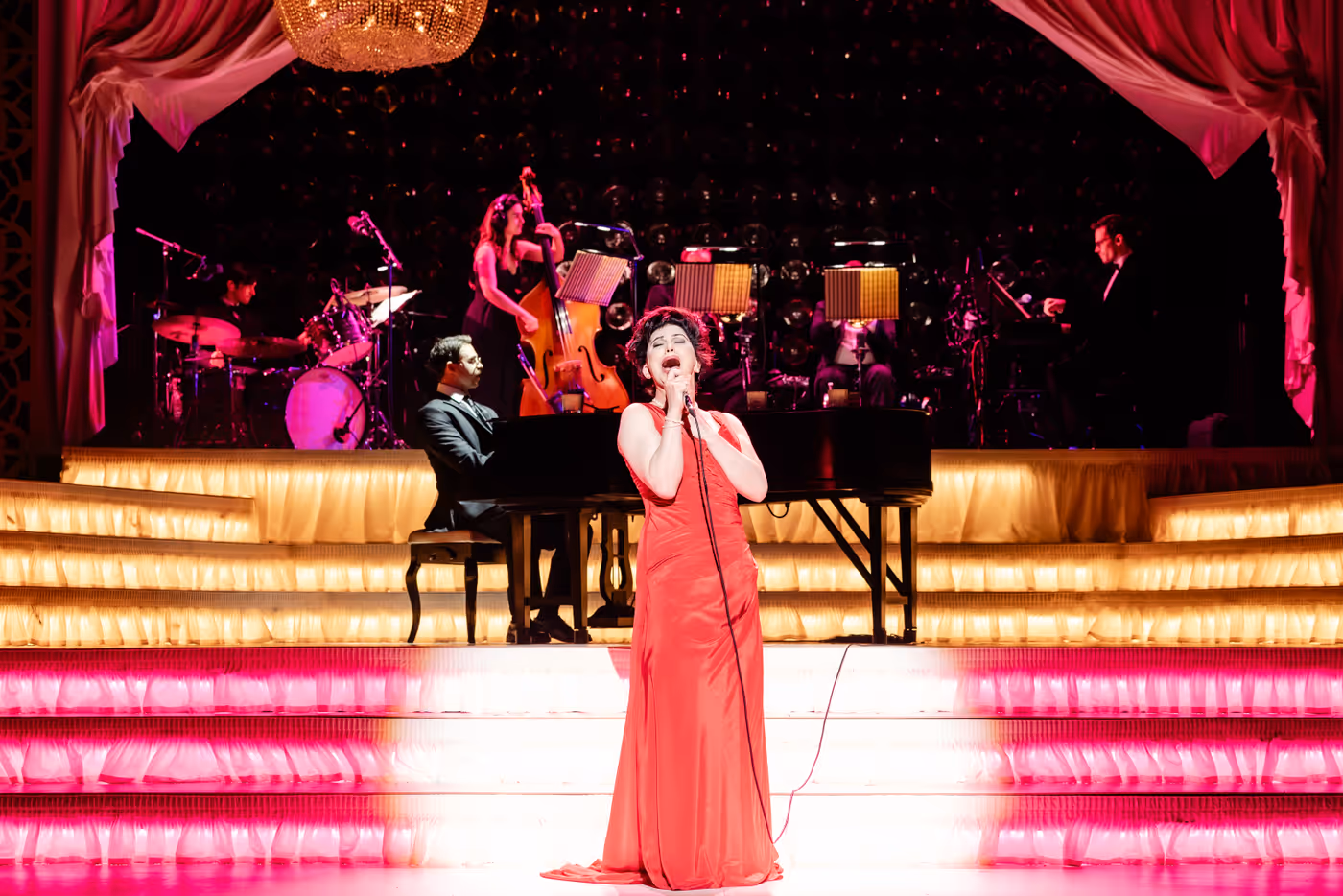 Review: END OF THE RAINBOW, starring Jinkx Monsoon Image