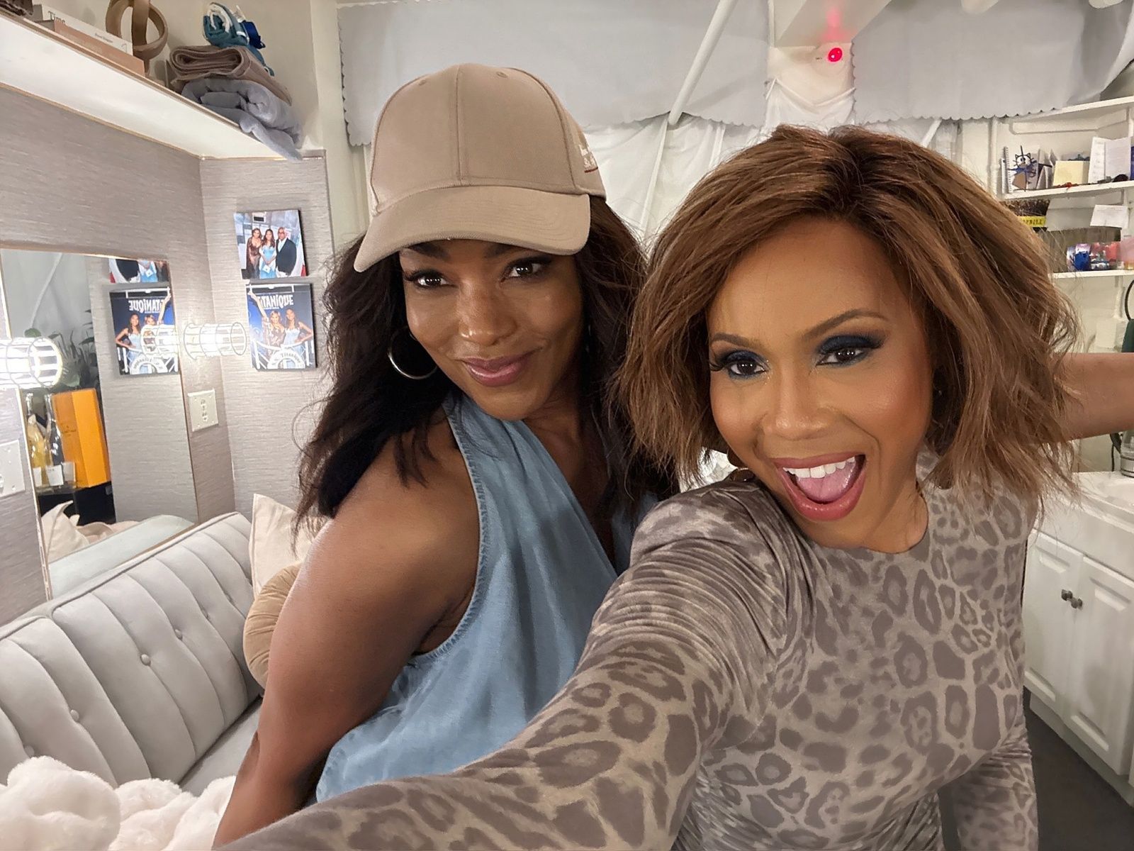 Photos: Angela Bassett Visits Deborah Cox at TITANIQUE Image