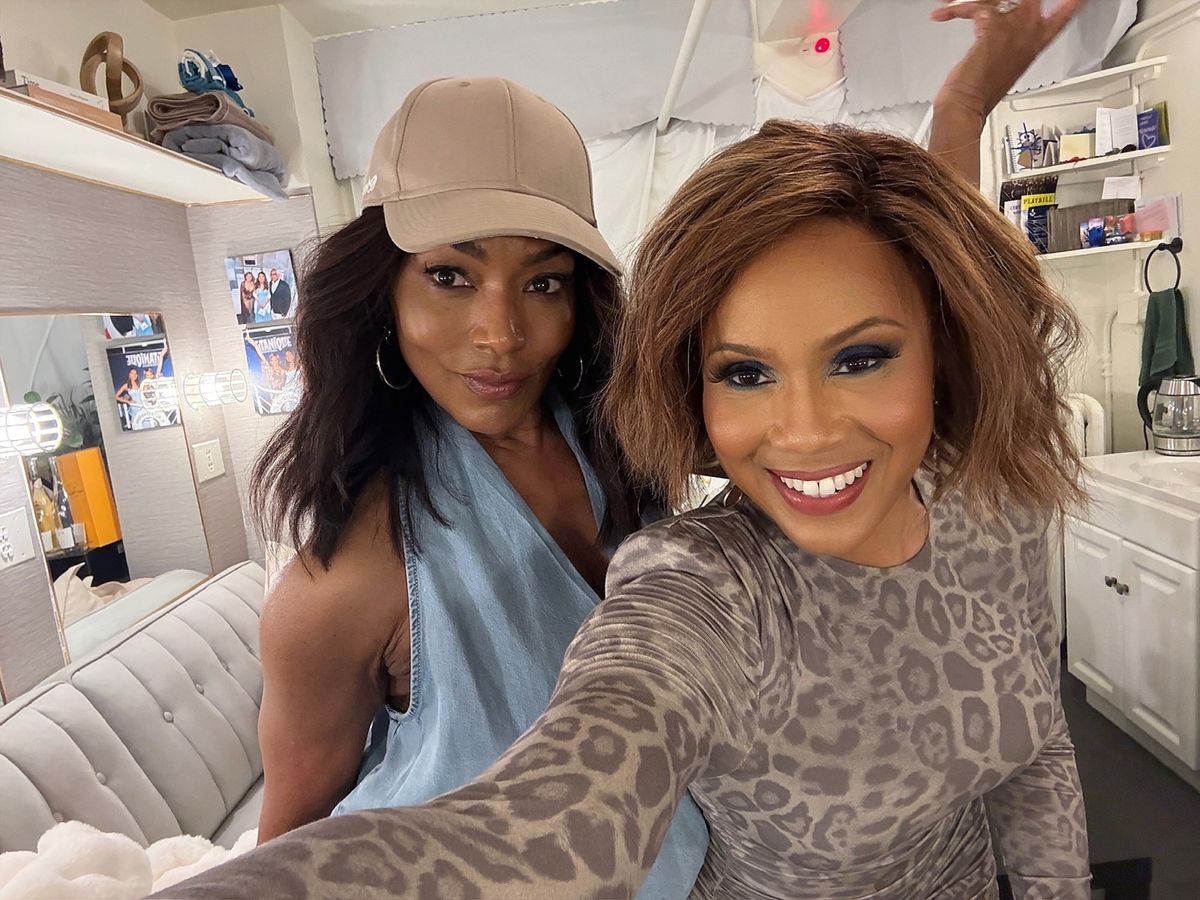 Deborah Cox and Angela Bassett at Photos: Angela Bassett Visits Deborah Cox at TITANIQUE