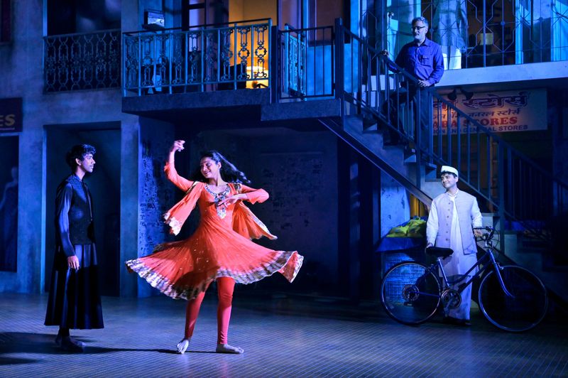 Photos: First Look at THE LUNCHBOX at Berkeley Repertory Theatre — photo 16 of 23