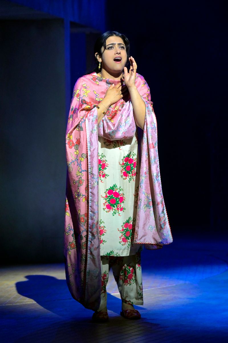 Photos: First Look at THE LUNCHBOX at Berkeley Repertory Theatre — photo 18 of 23
