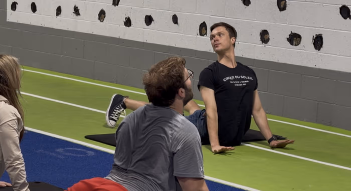 Photos: LUZIA's Alexey Goloborodko Hosts Contortion Workshop Near Cirque Big Top Image