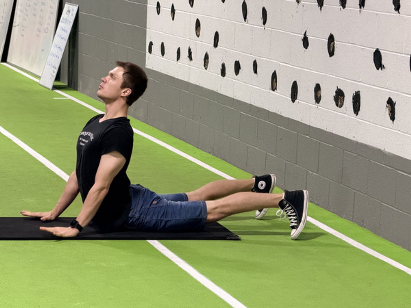 Photos: LUZIA's Alexey Goloborodko Hosts Contortion Workshop Near Cirque Big Top Image